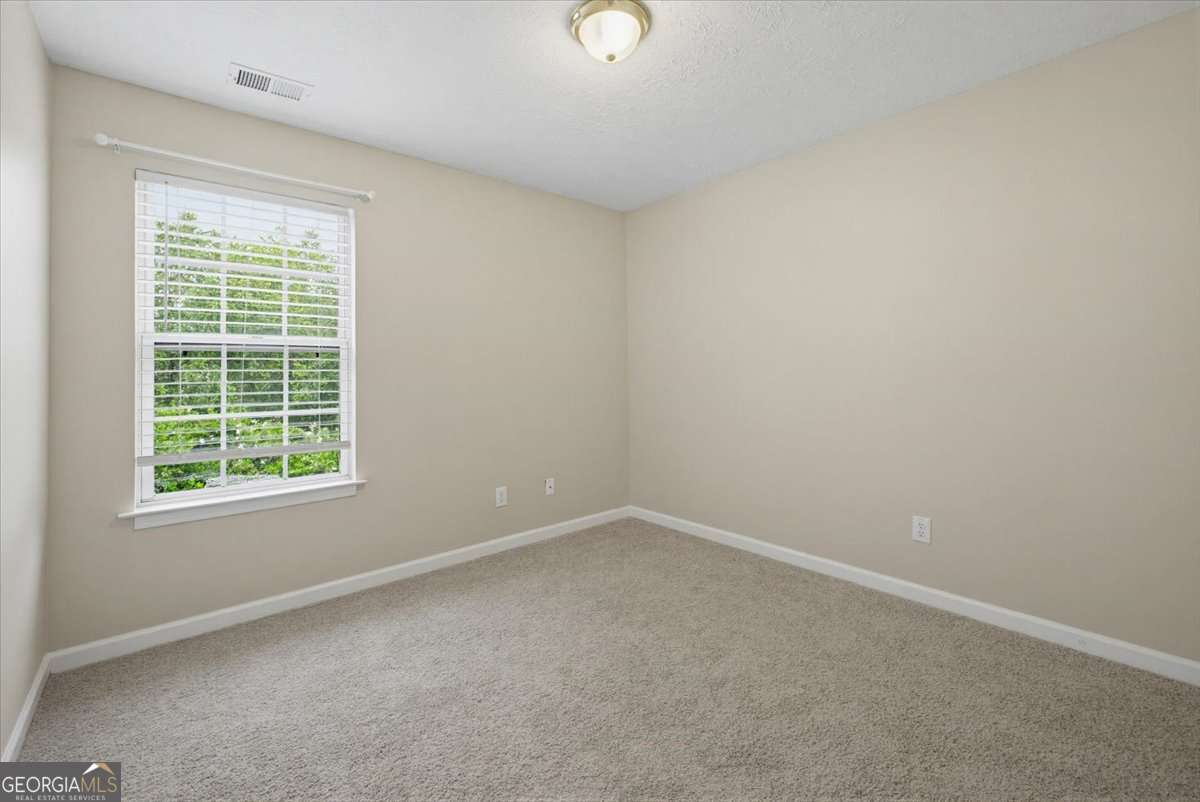 26 Hampton Drive Property Photo 19