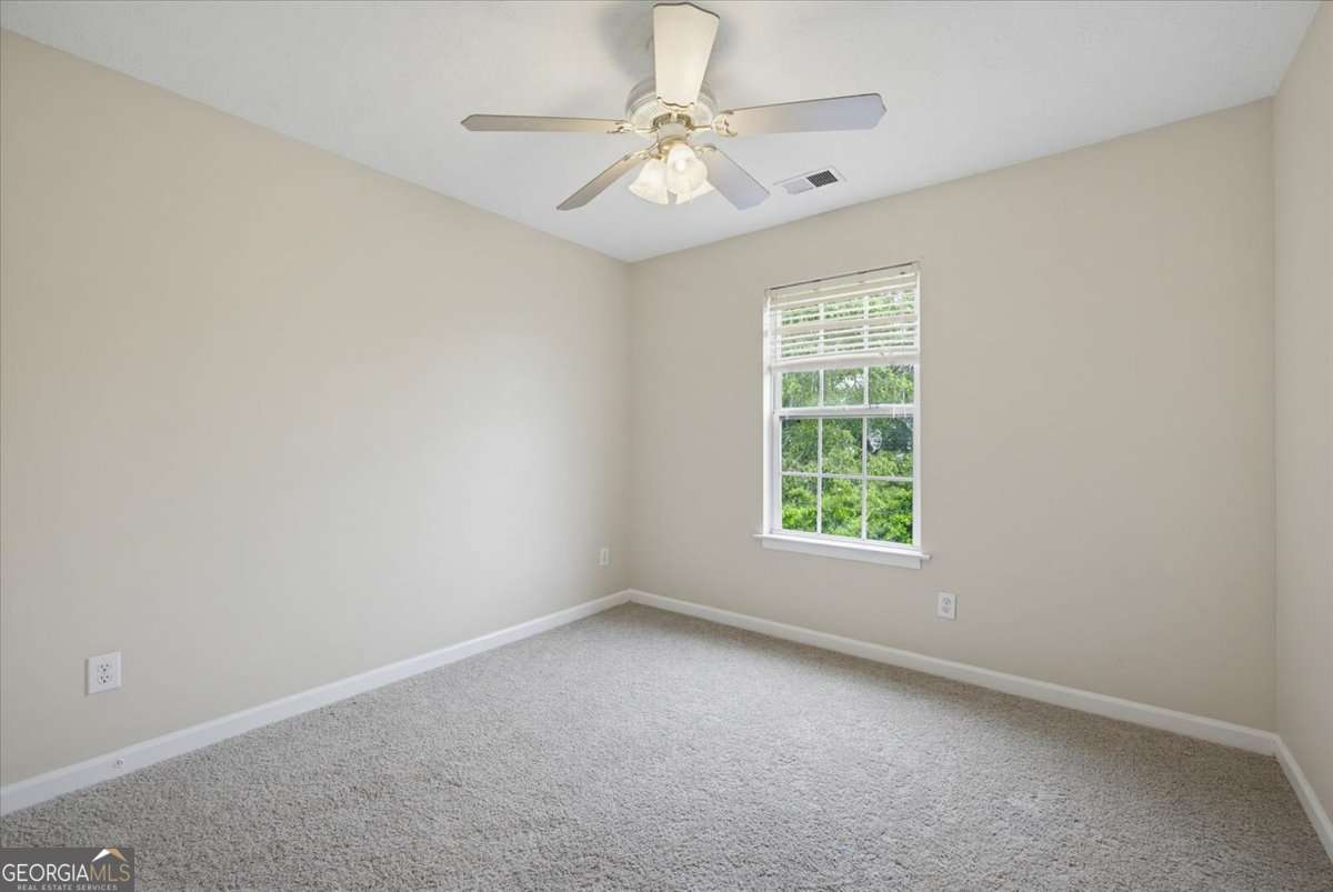 26 Hampton Drive Property Photo 20