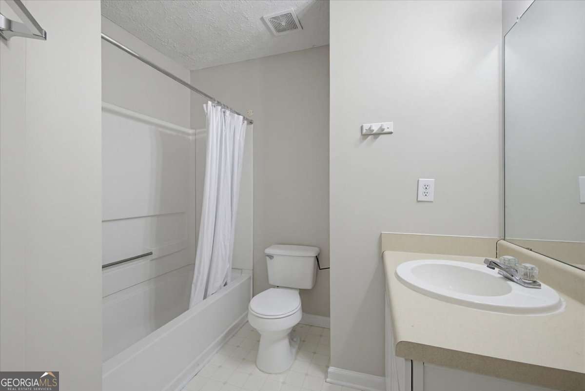 26 Hampton Drive Property Photo 21