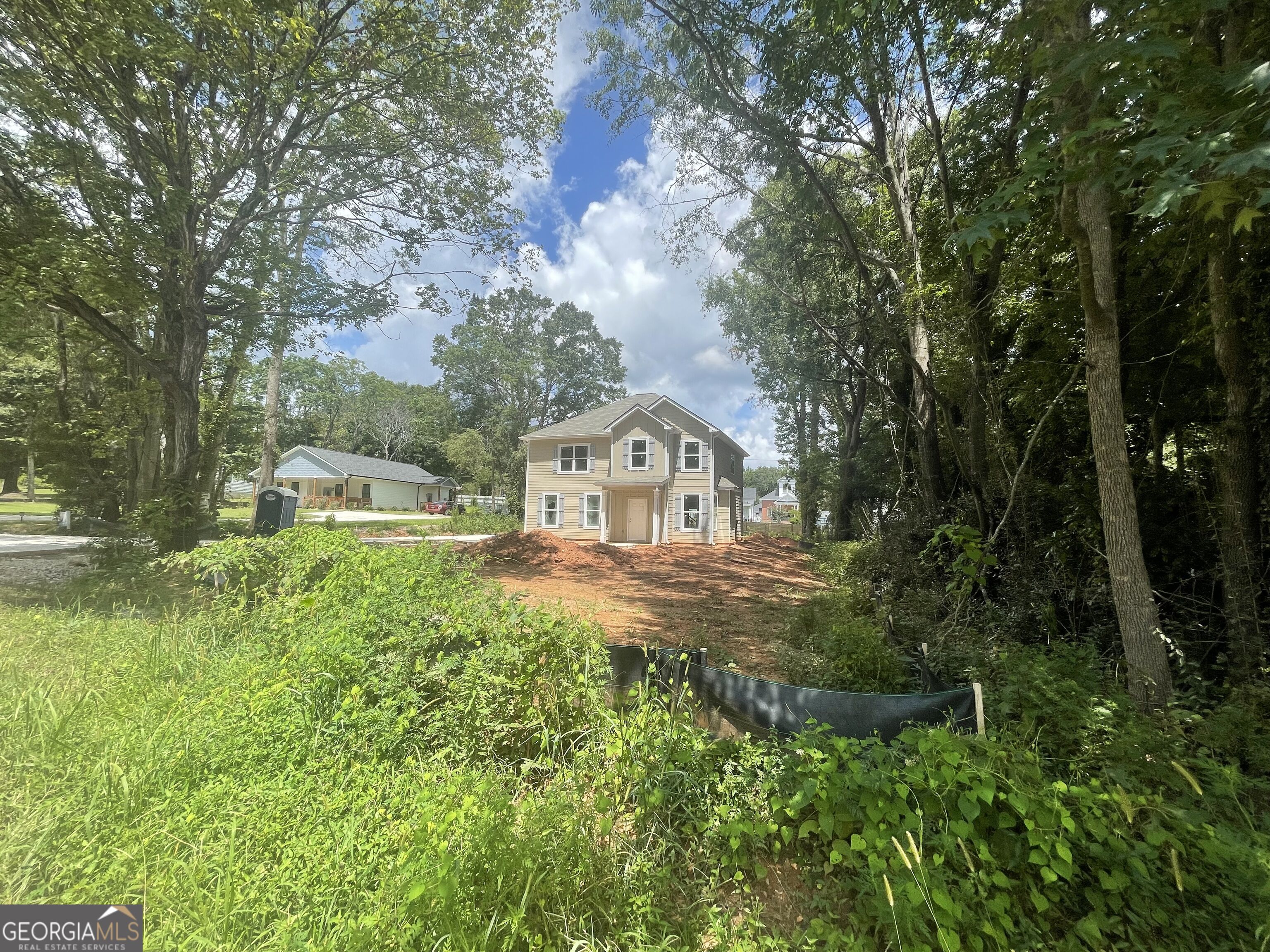 11 E Reynolds Street Property Photo 11