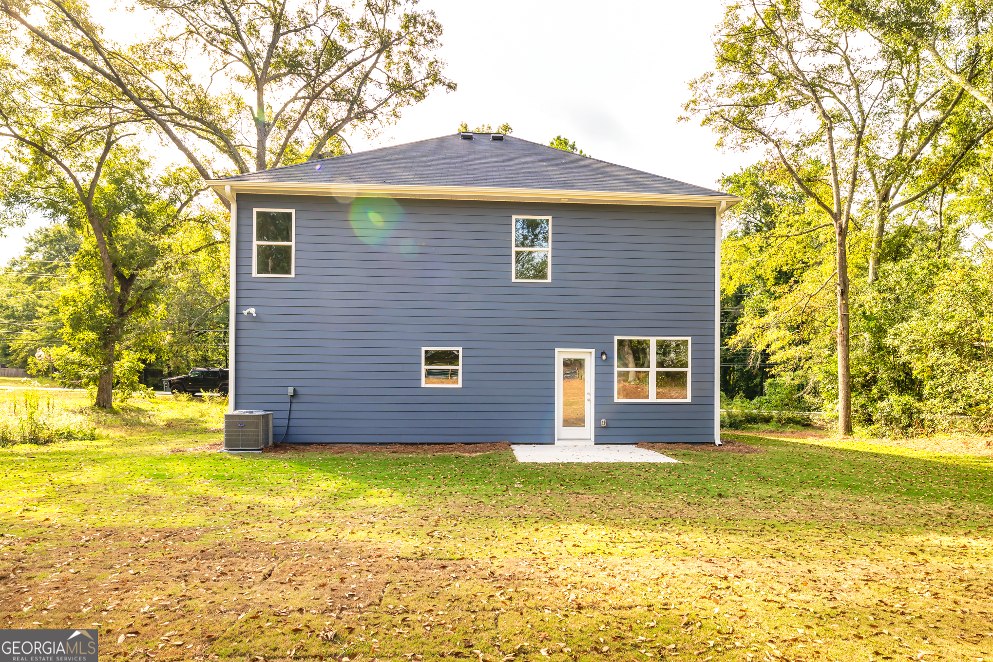 11 E Reynolds Street Property Photo 43