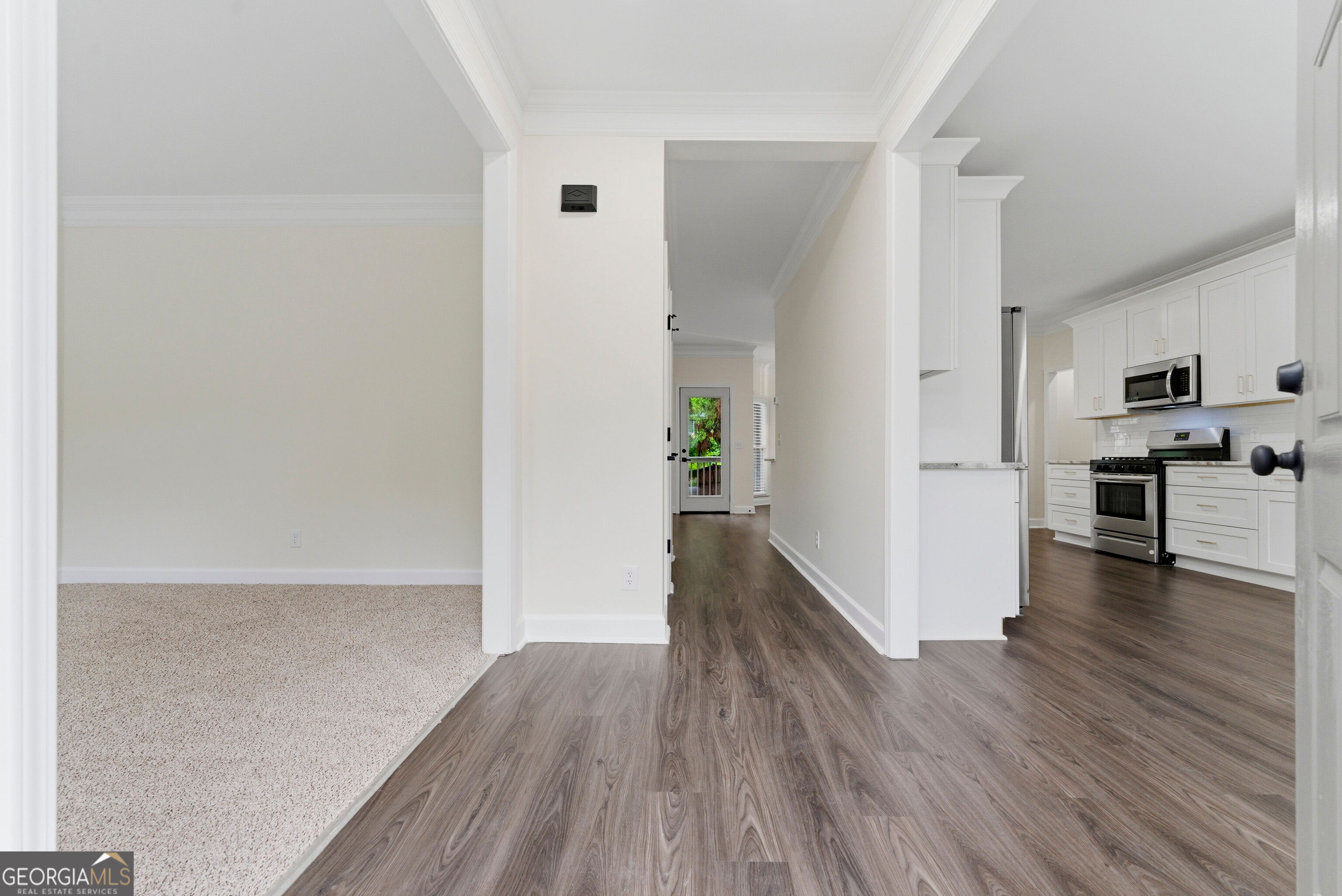101 Copper Trail Property Photo 8