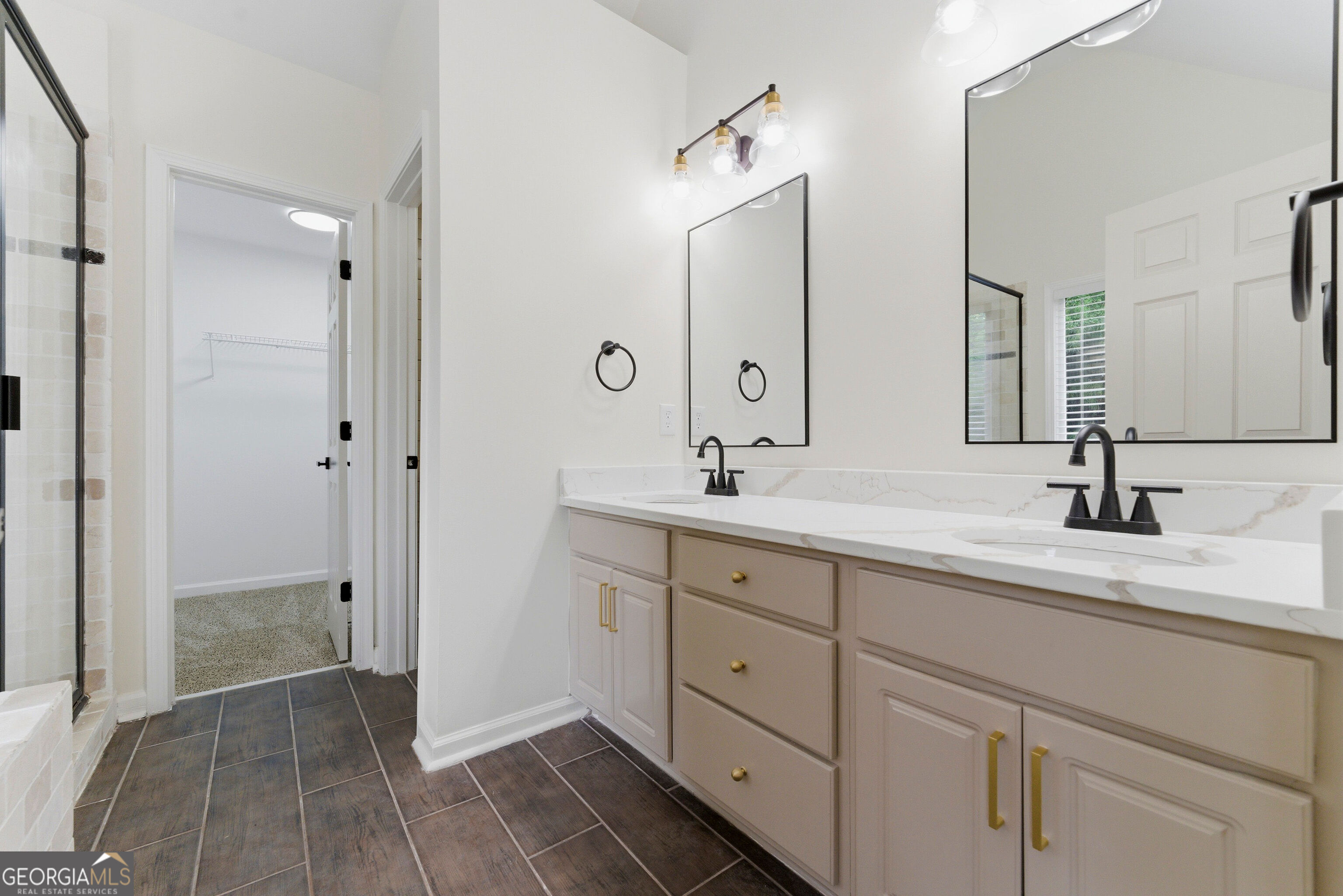 101 Copper Trail Property Photo 35