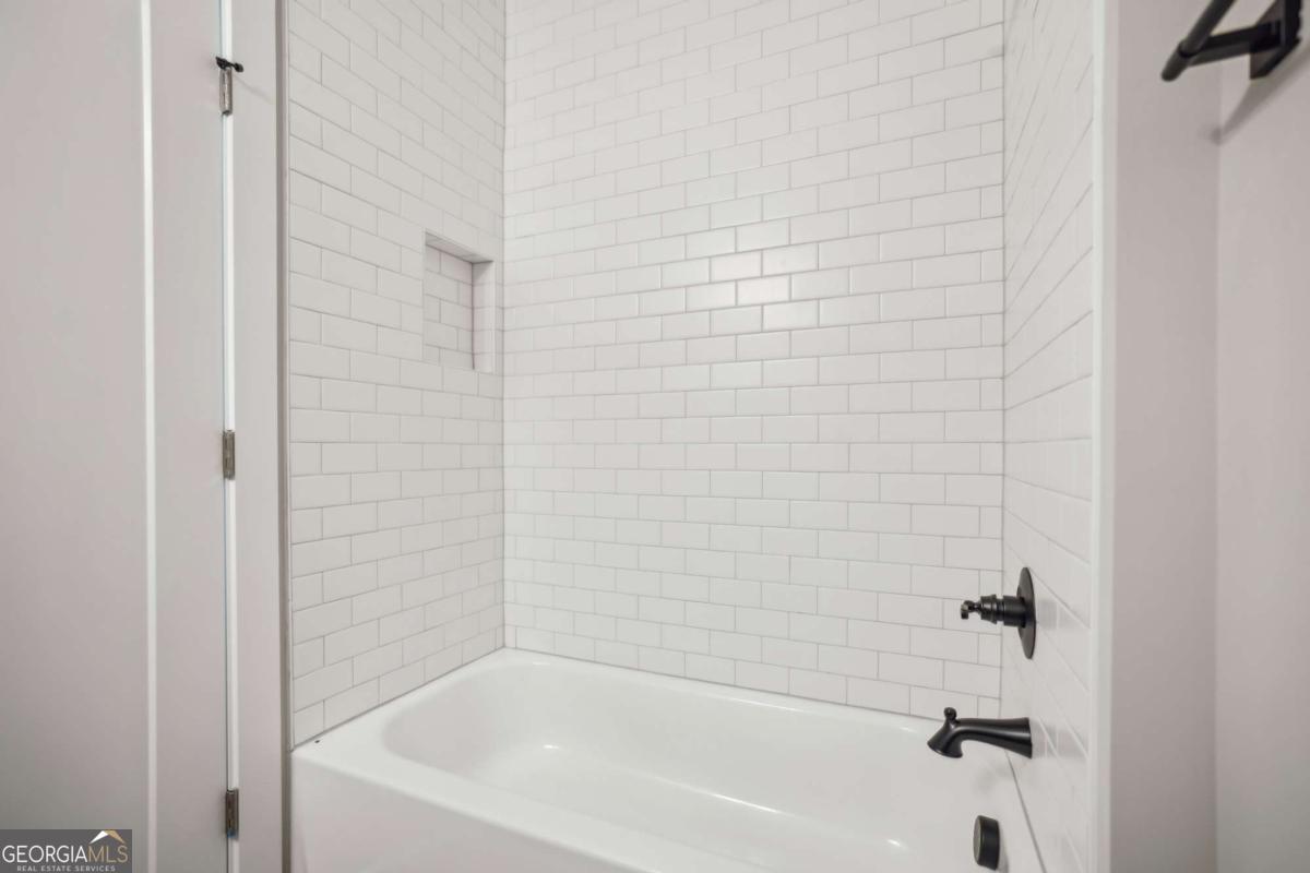 1095 Tucker Avenue # 408 Property Photo 18