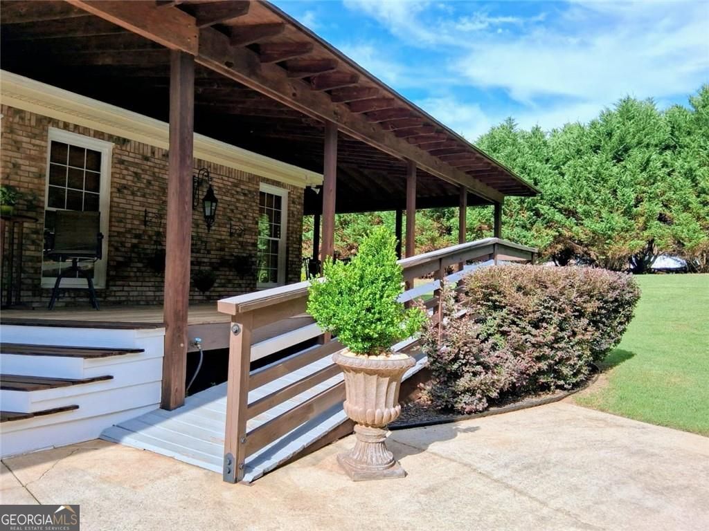 11524 Summer Trace Property Photo 9