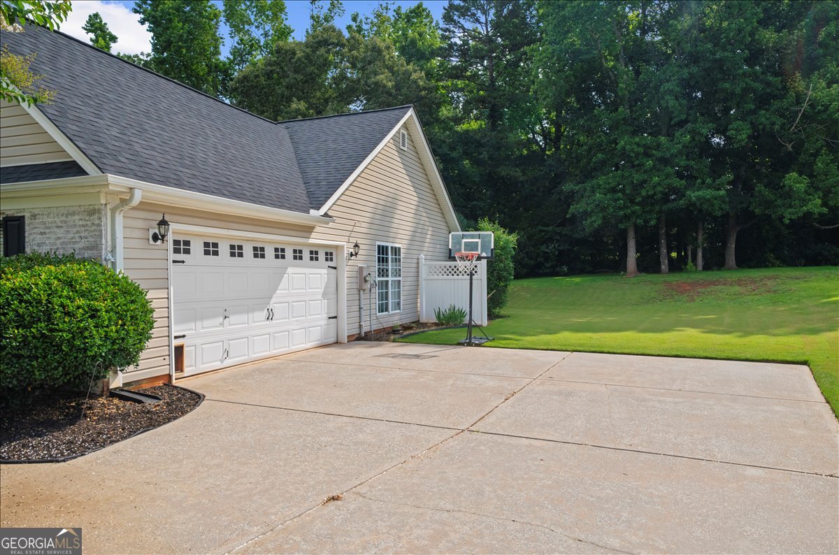 95 Bailey Drive Property Photo 3