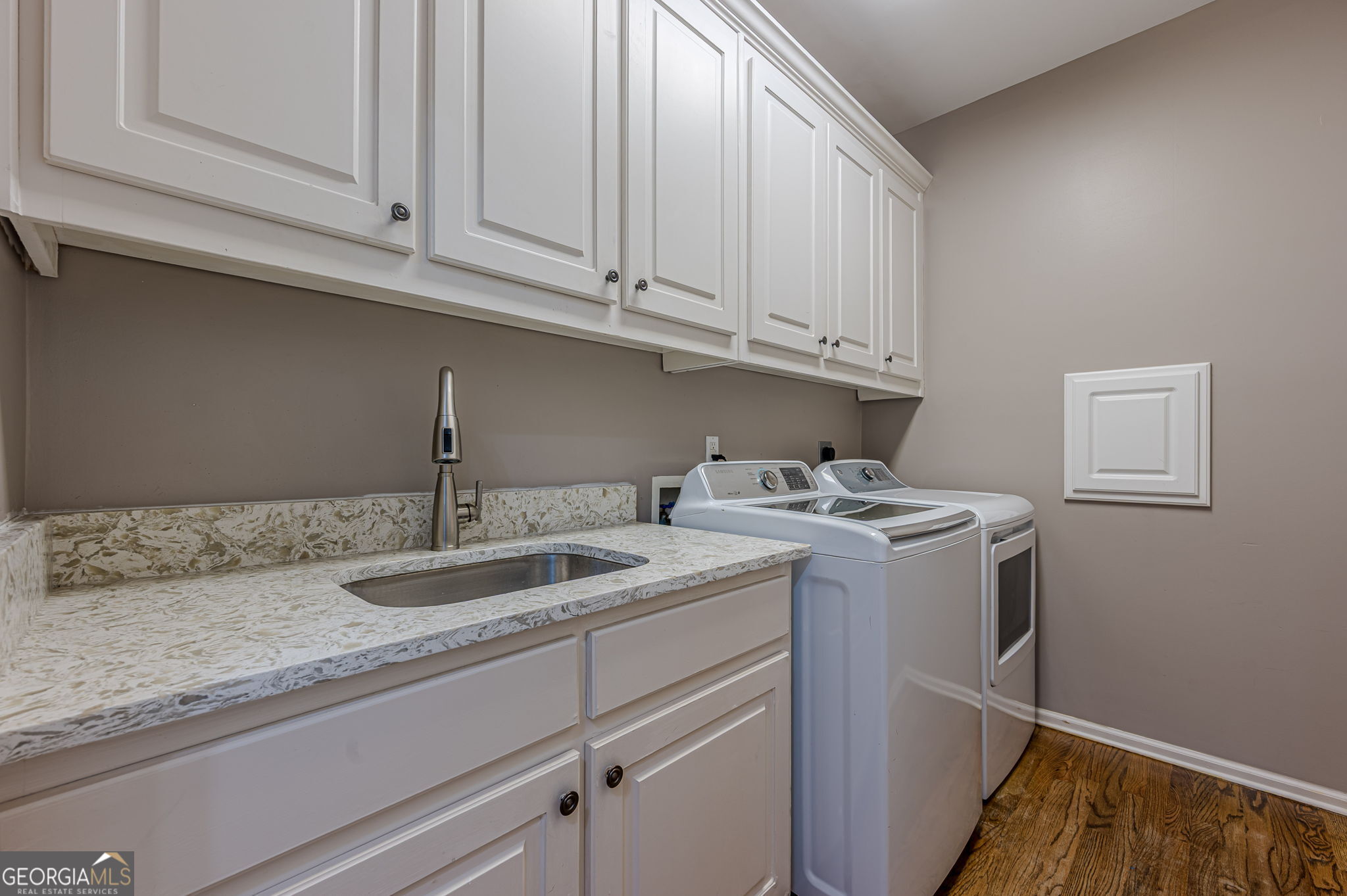 10425 High Falls Circle Property Photo 26
