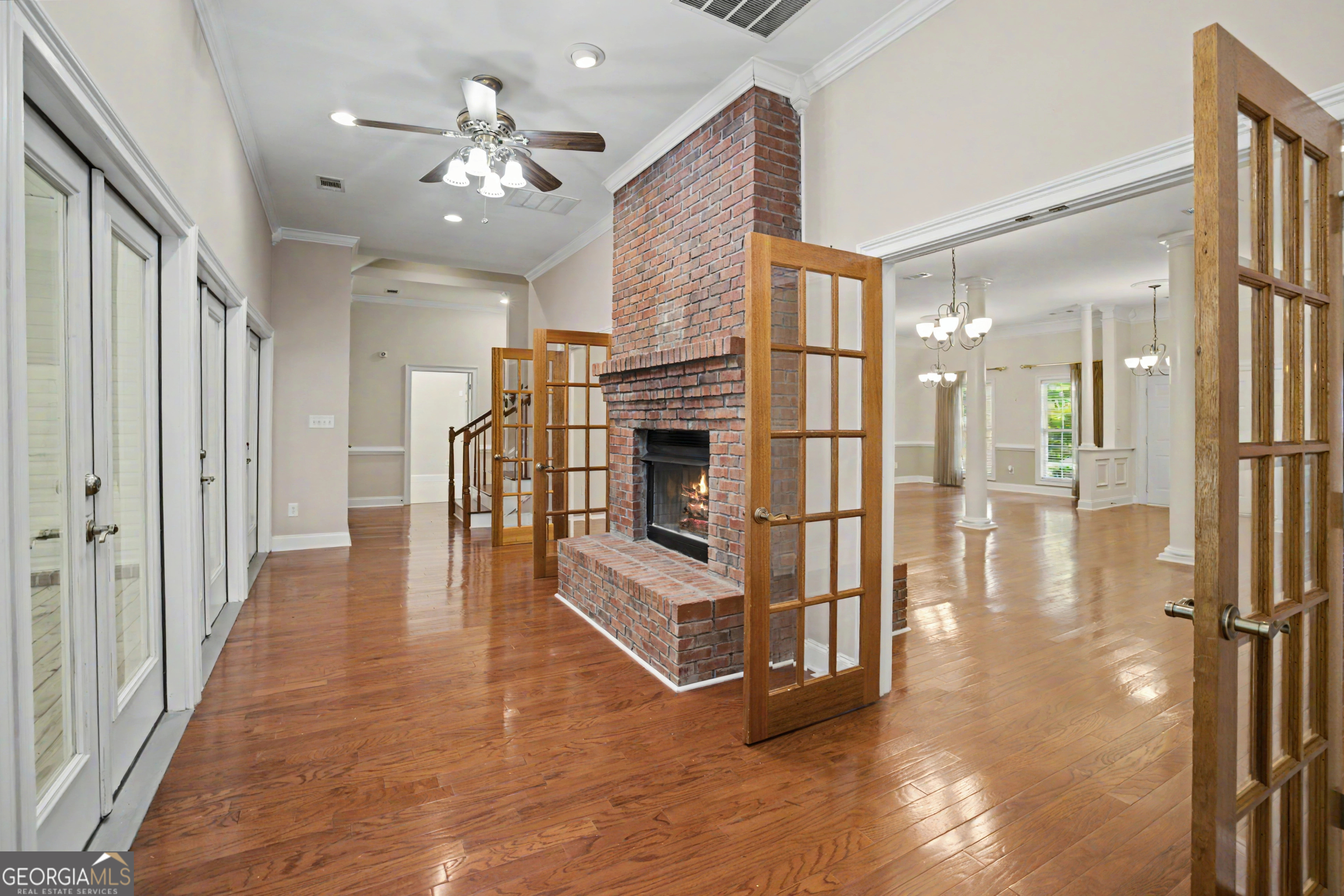 107 Cameron Pointe Drive Property Photo 16