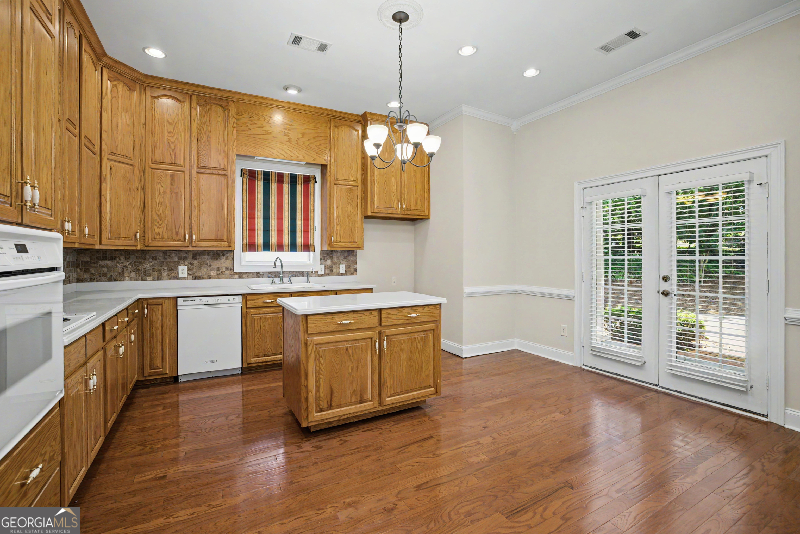 107 Cameron Pointe Drive Property Photo 18