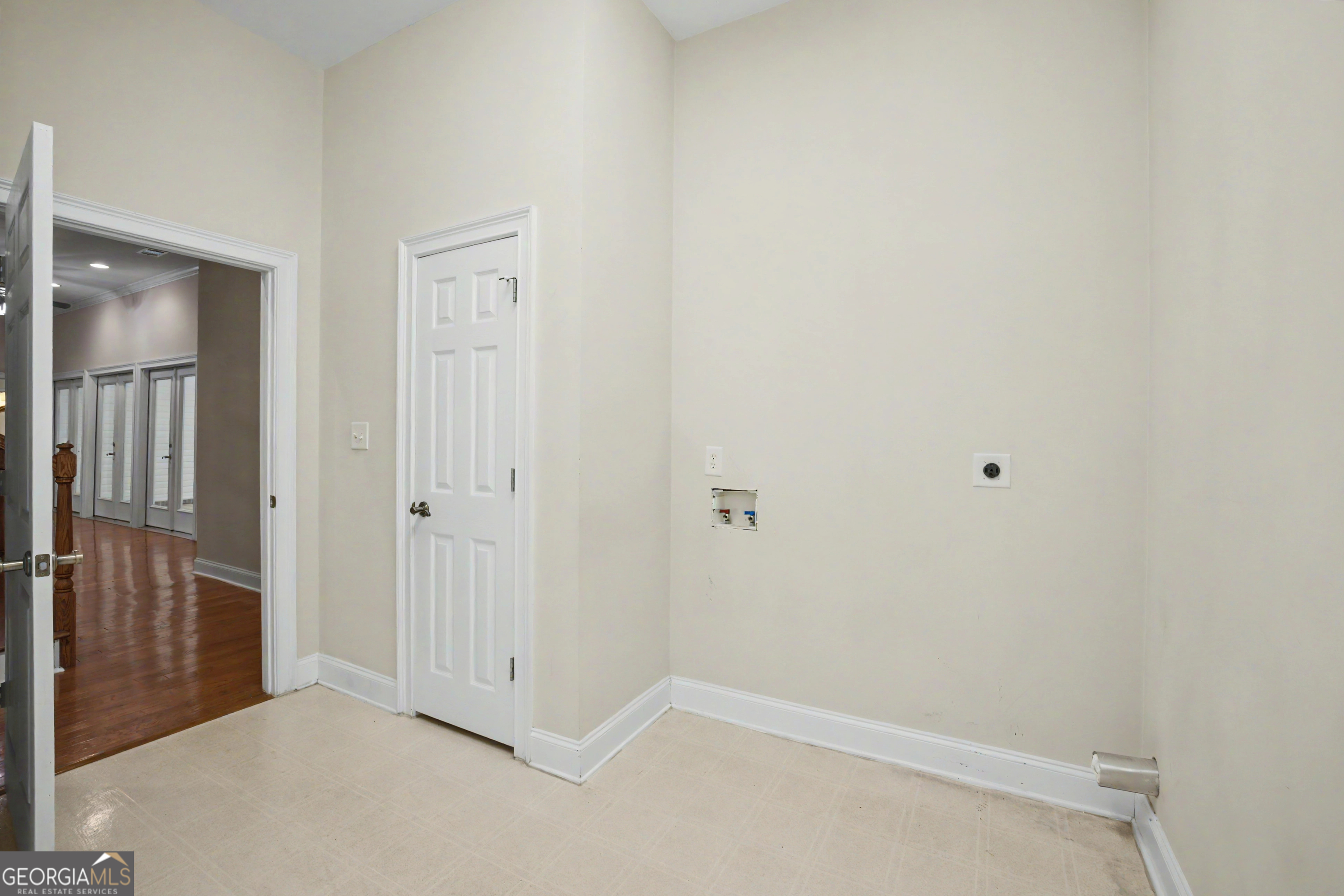 107 Cameron Pointe Drive Property Photo 21