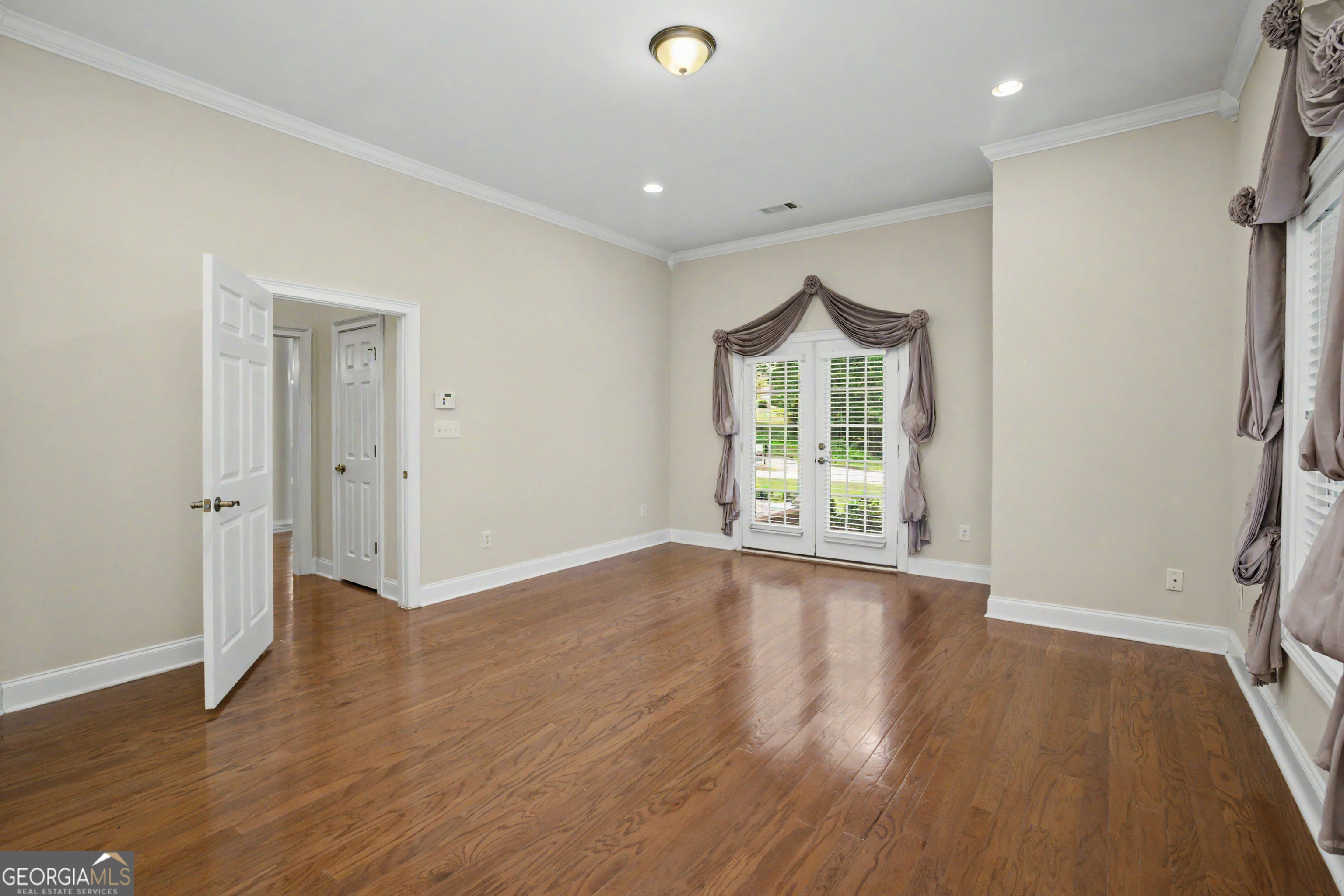 107 Cameron Pointe Drive Property Photo 26