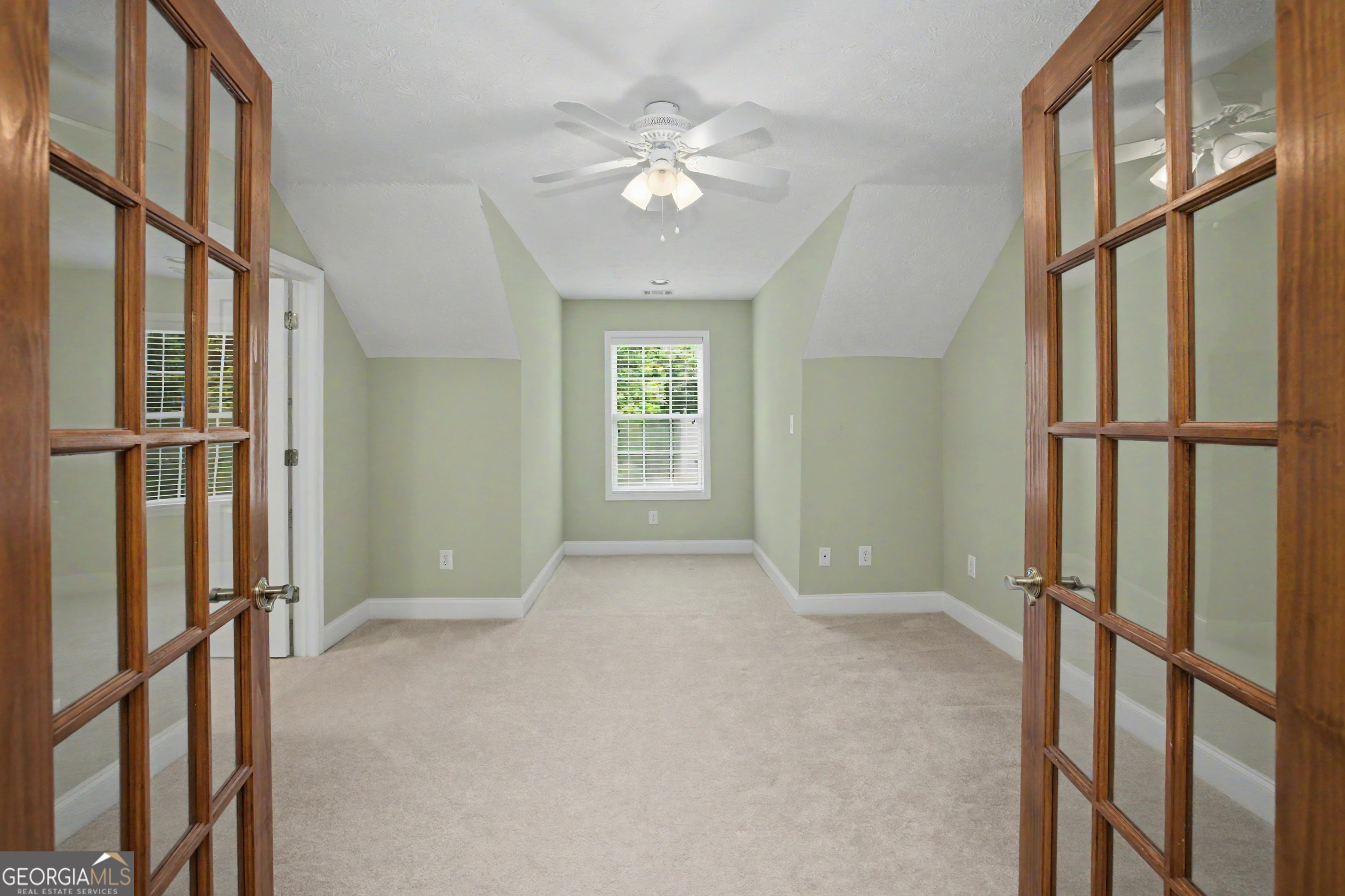 107 Cameron Pointe Drive Property Photo 36