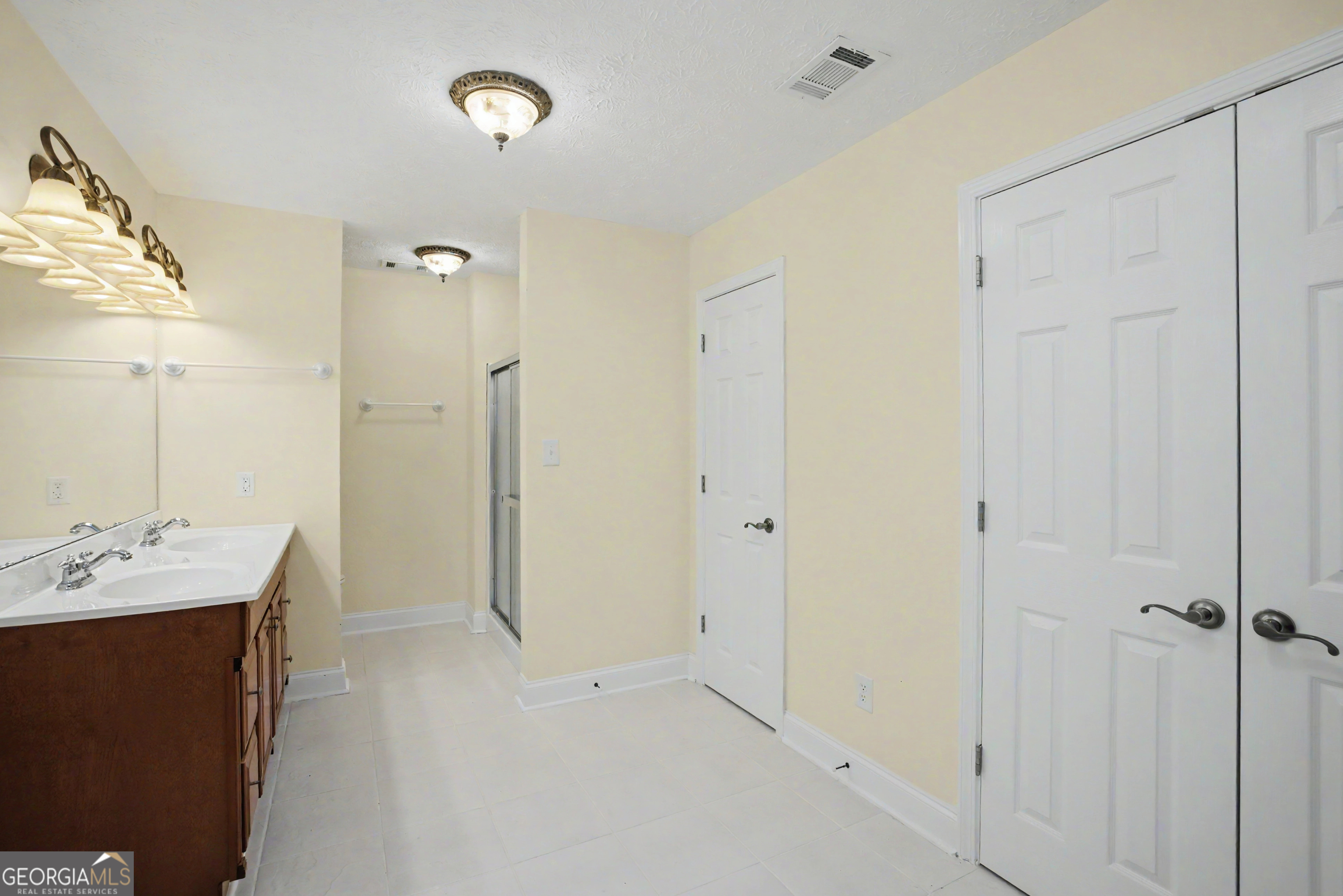 107 Cameron Pointe Drive Property Photo 38