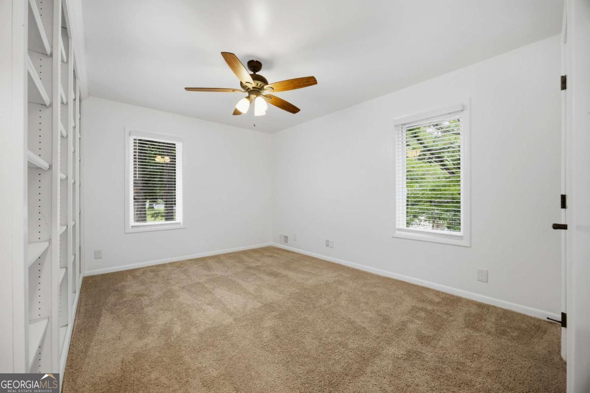 495 Knoll Woods Drive Property Photo 9