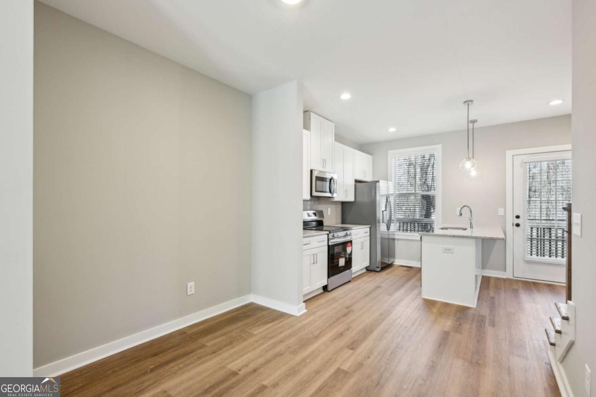 1095 Tucker Avenue # 401 Property Photo 7