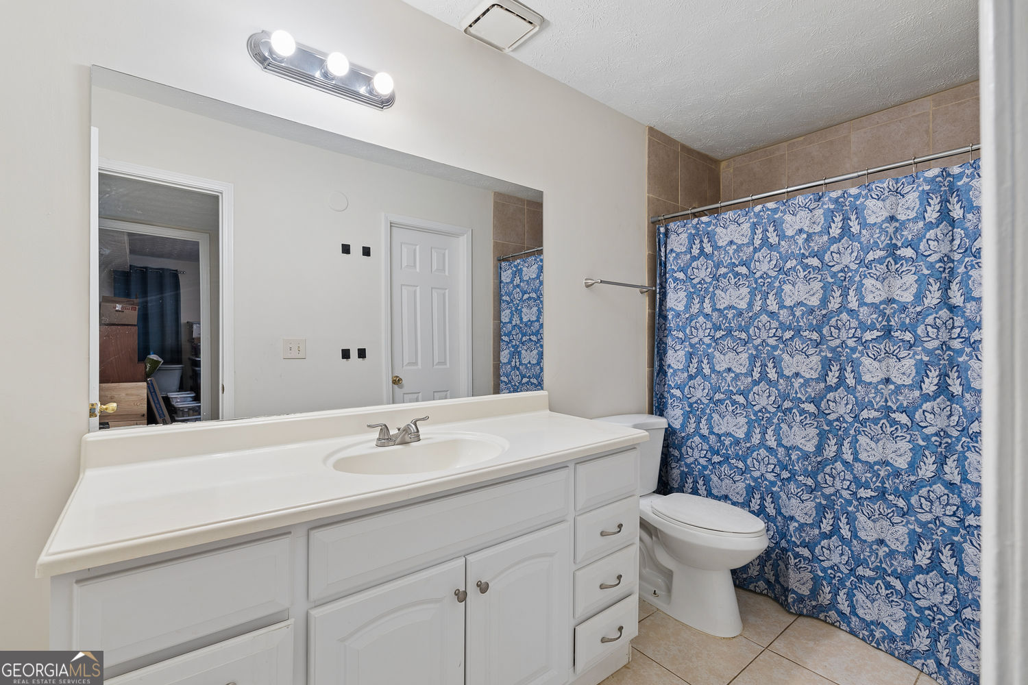 3985 Woodridge Way # 11 Property Photo 11