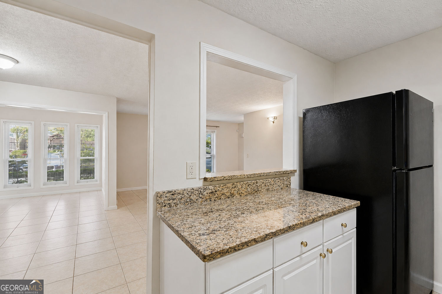 3985 Woodridge Way # 11 Property Photo 16