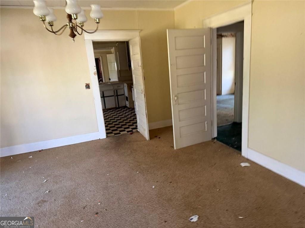 320 W Magnolia Street Property Photo 5