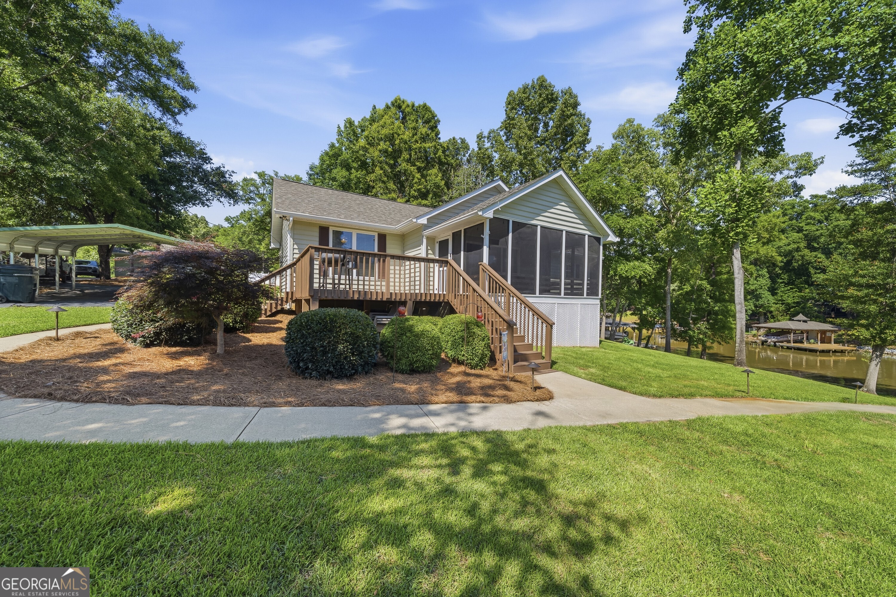 114 Little River Court Property Photo 2