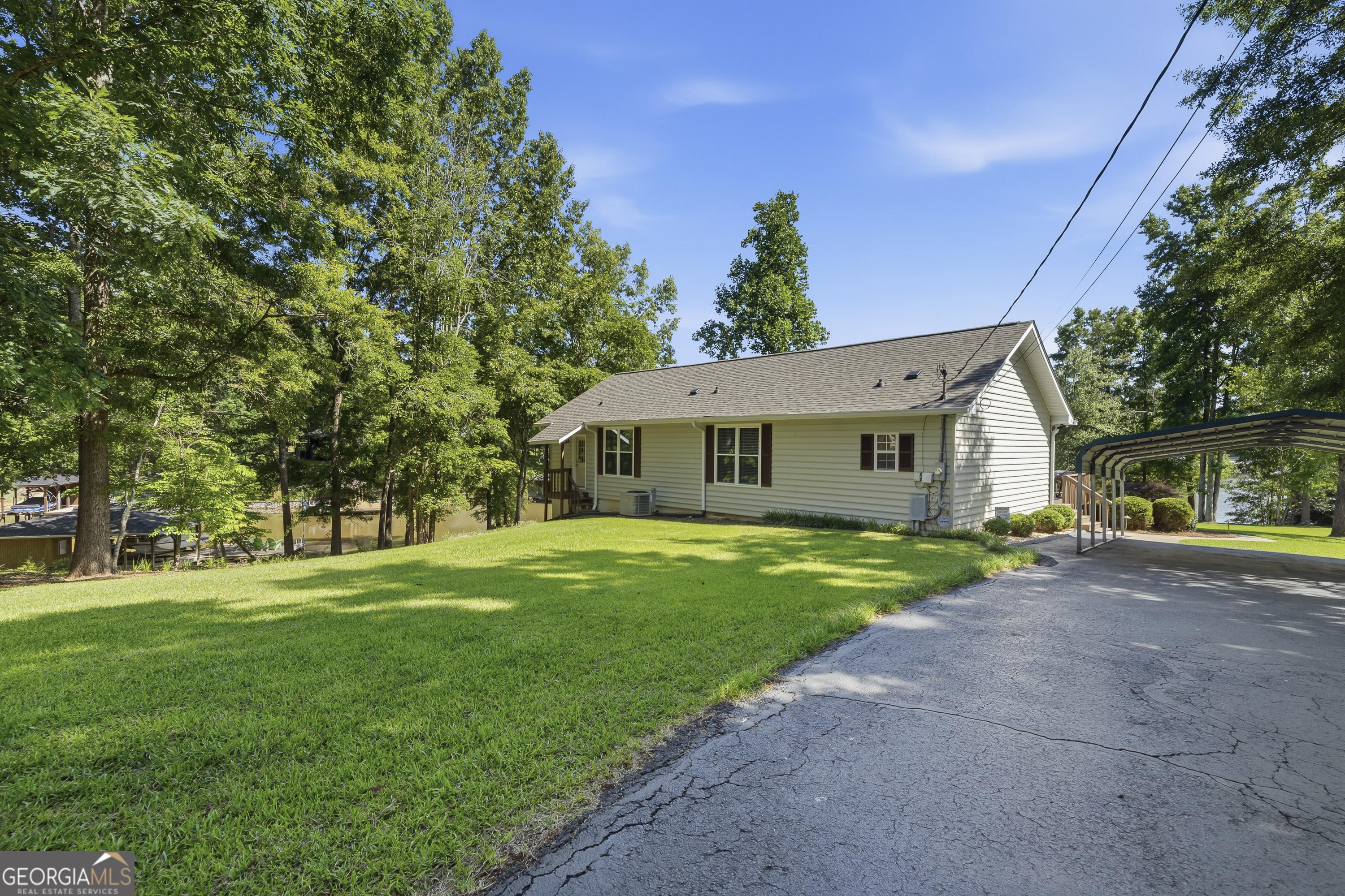114 Little River Court Property Photo 7