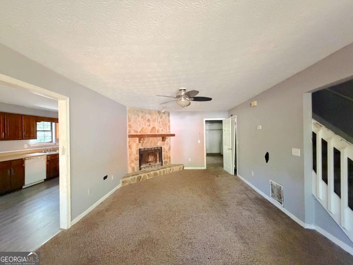 6859 S Lakewood Terrace Property Photo 3