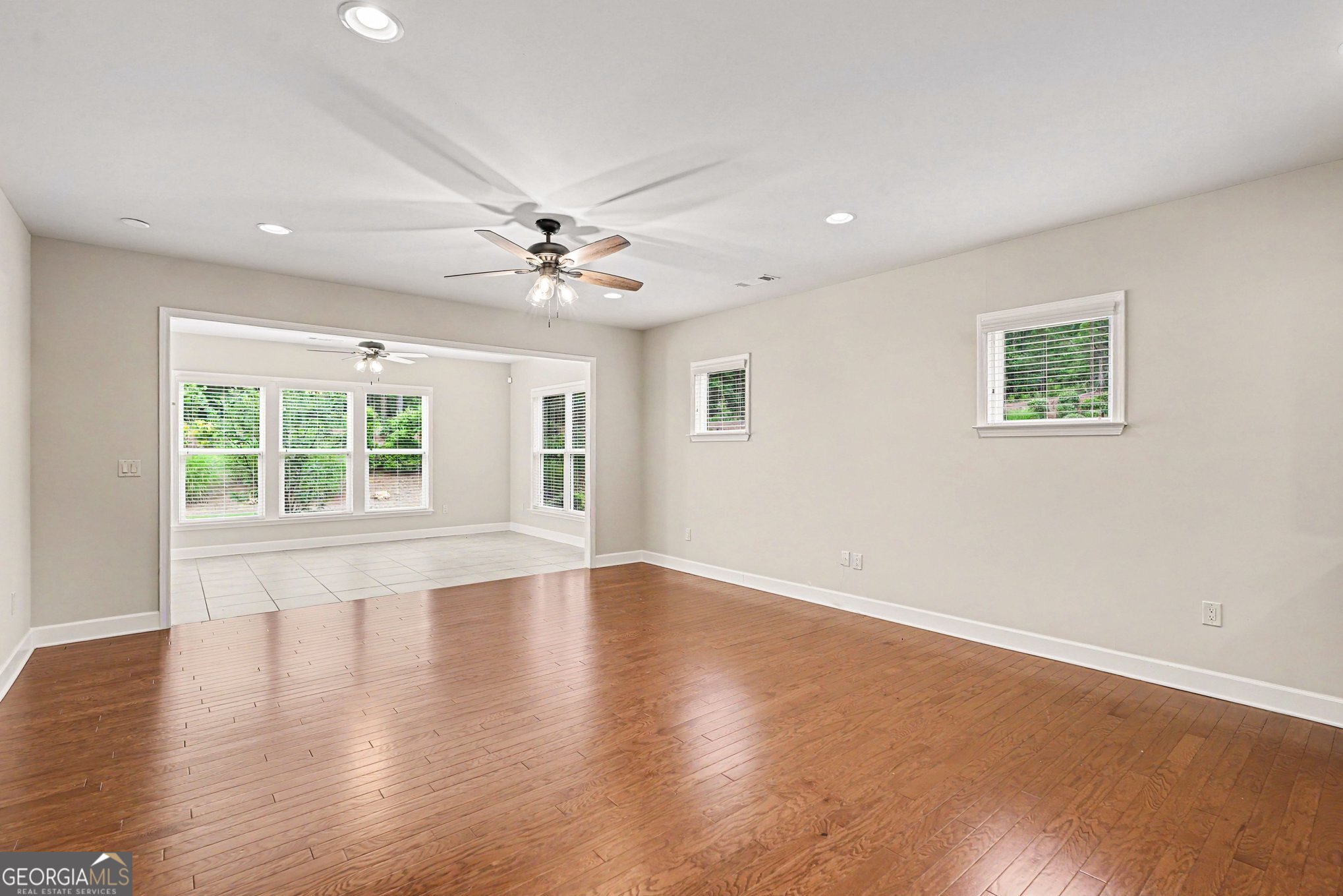 102 Crape Myrtle Drive Property Photo 5