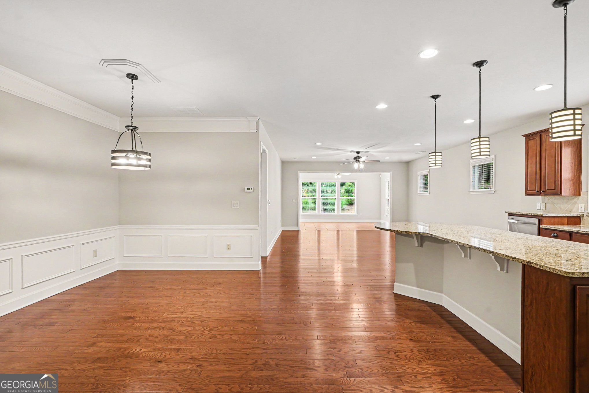 102 Crape Myrtle Drive Property Photo 9