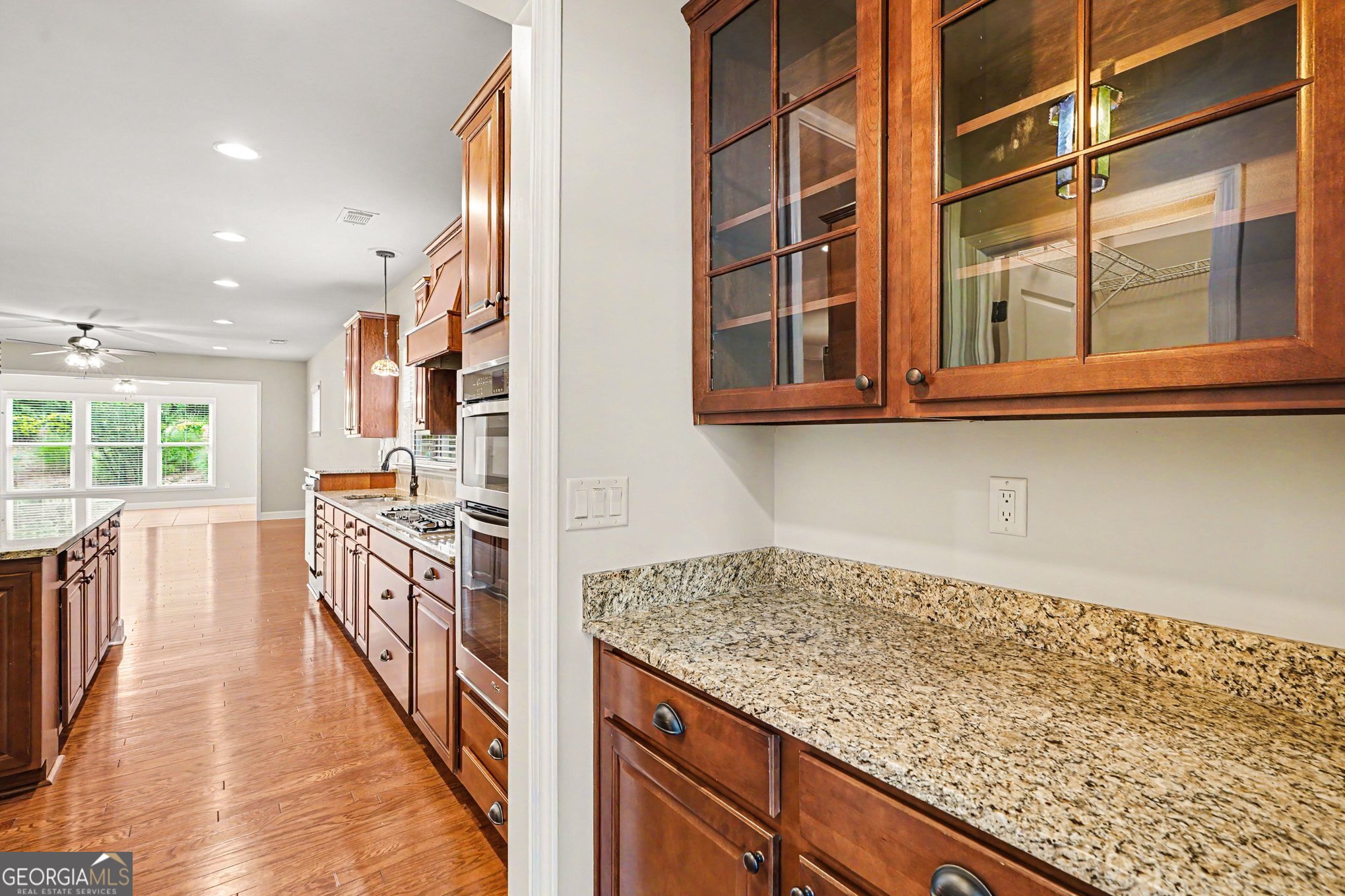 102 Crape Myrtle Drive Property Photo 16