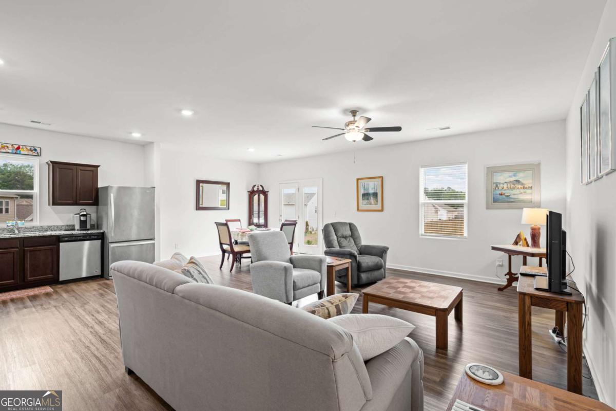 77 Shepard Drive Property Photo 8