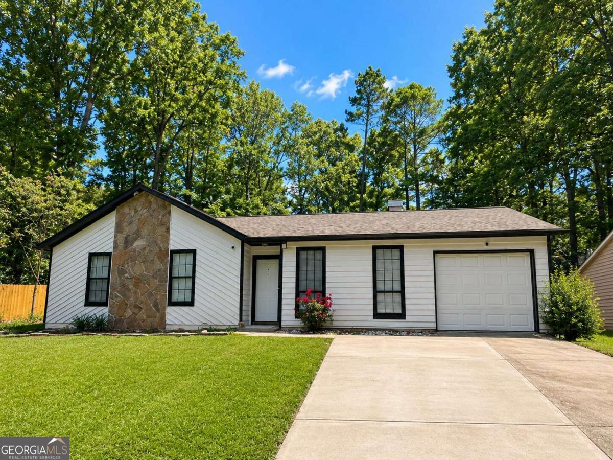 824 Greenhedge Drive