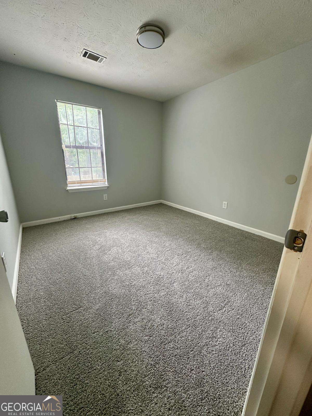 824 Greenhedge Drive Property Photo 13