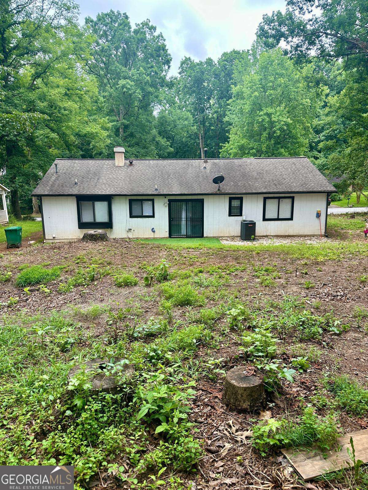 824 Greenhedge Drive Property Photo 18