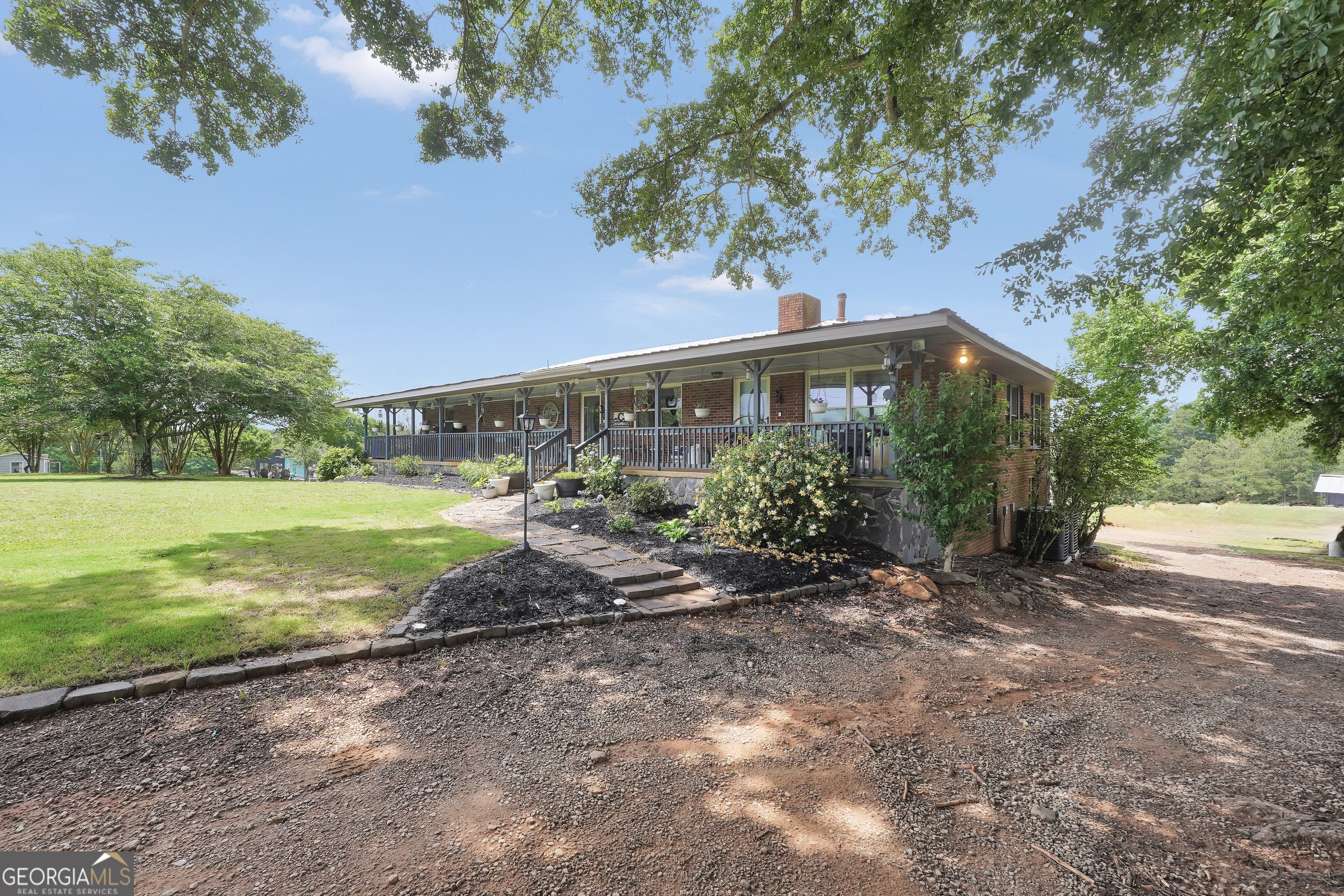876 Simpson Mill Road Property Photo 1