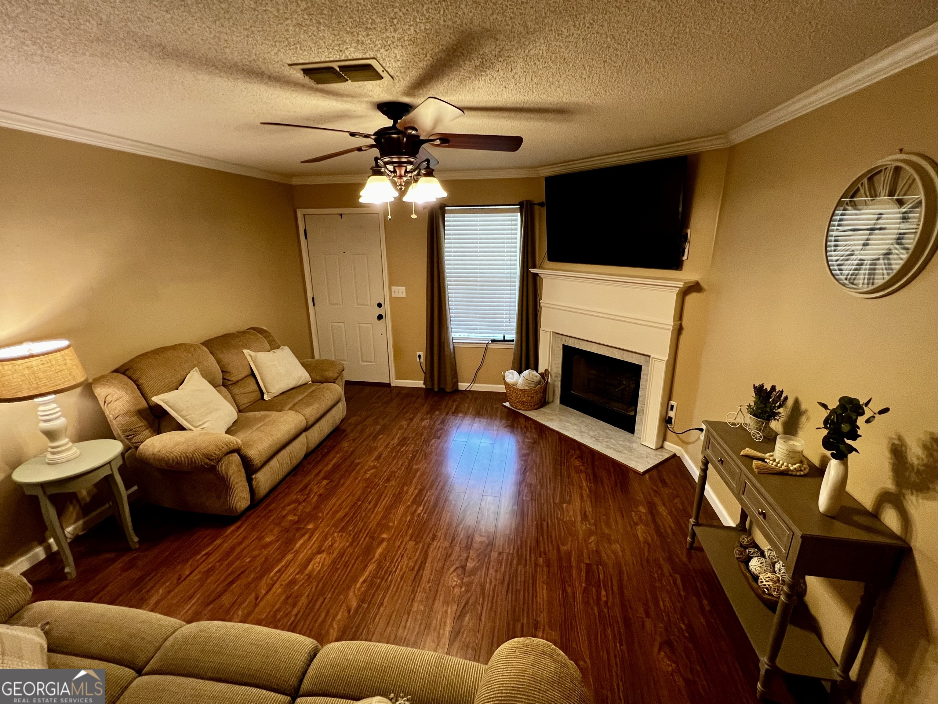 230 Autumn Ridge Court Property Photo 4