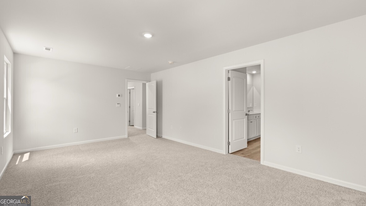 149 King Village Property Photo 13