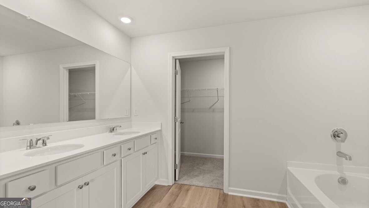 149 King Village Property Photo 14