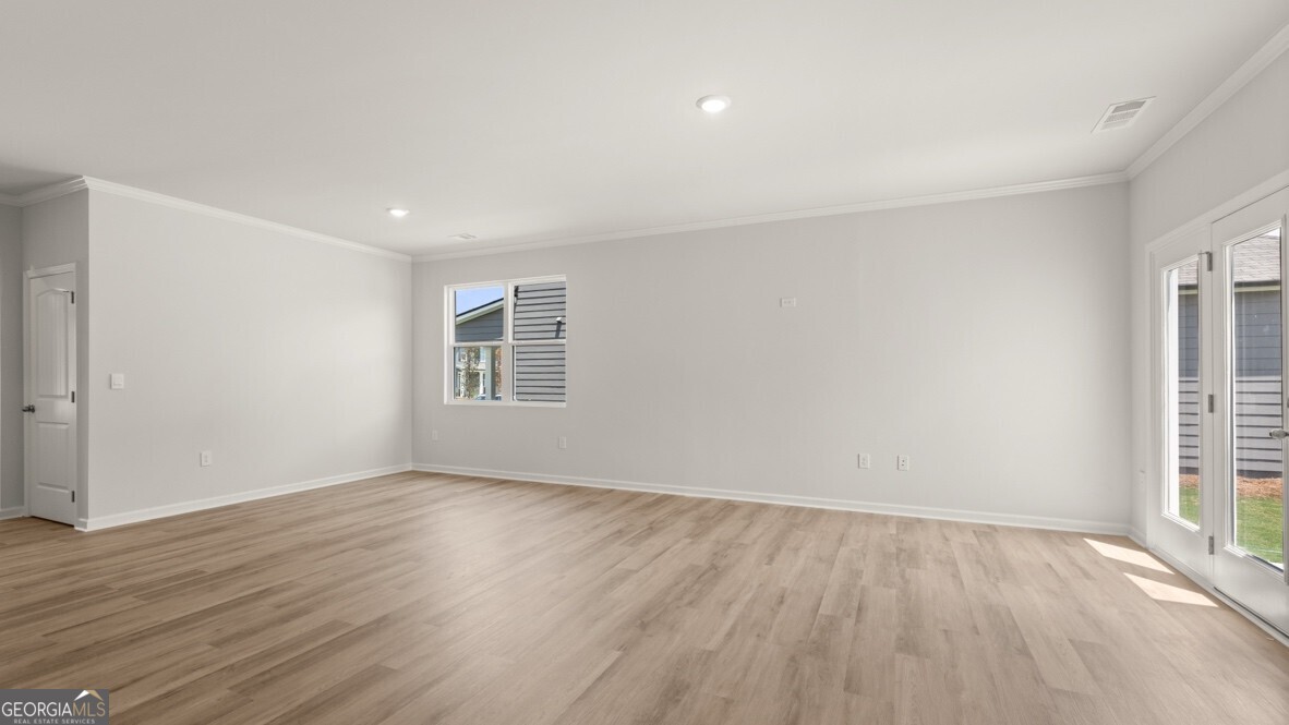 139 King Village Property Photo 11