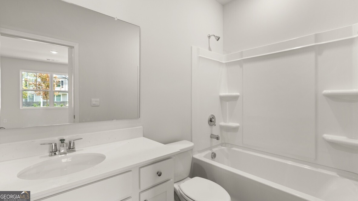 139 King Village Property Photo 14