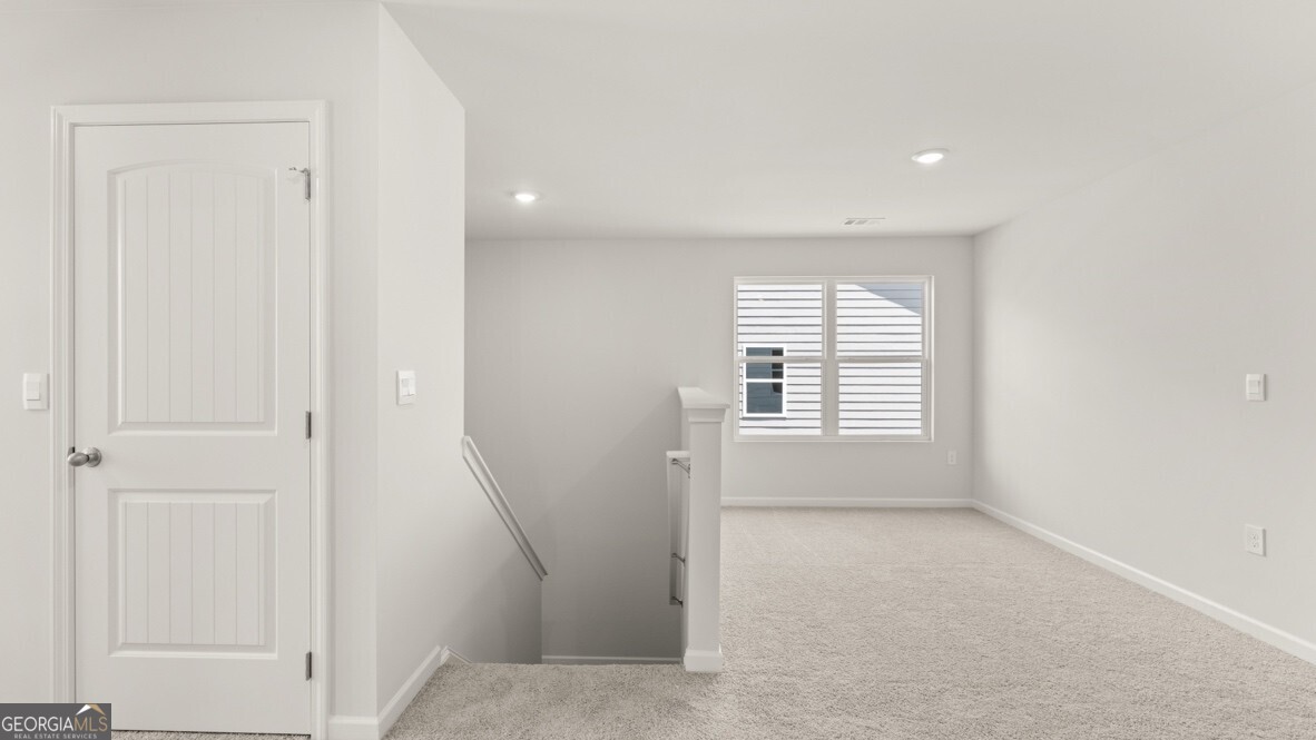 139 King Village Property Photo 16