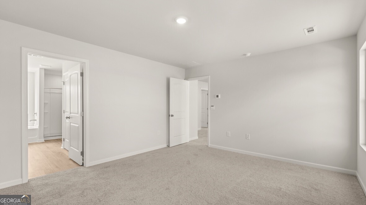 139 King Village Property Photo 19