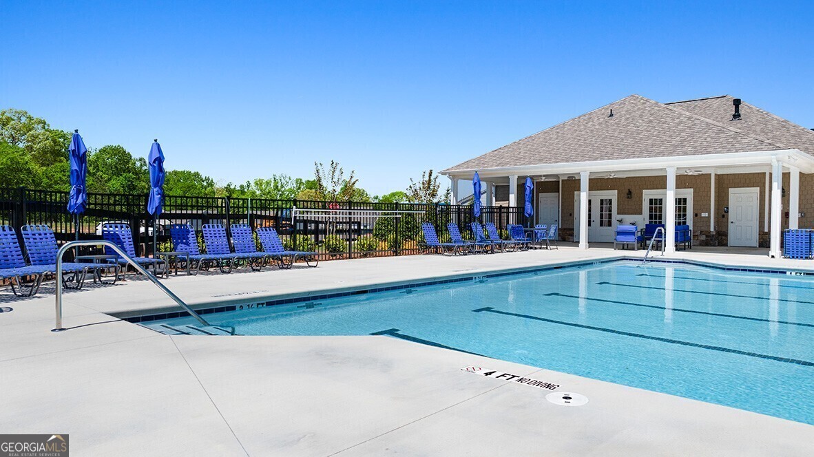 139 King Village Property Photo 30