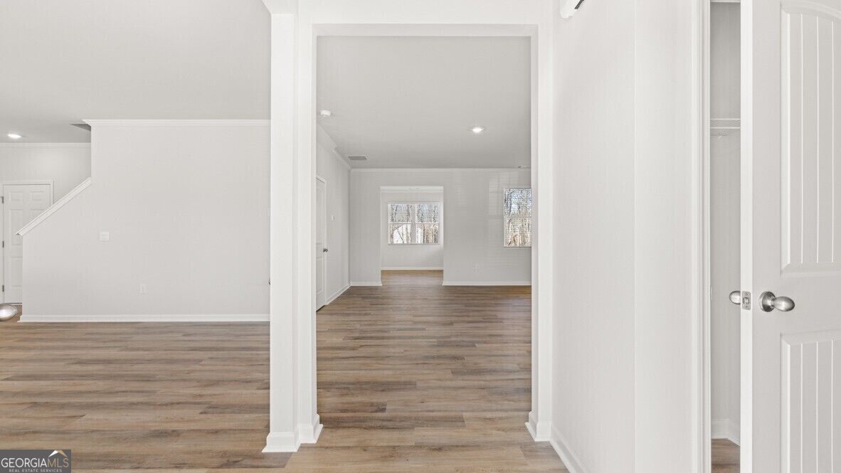 109 King Village Property Photo 3
