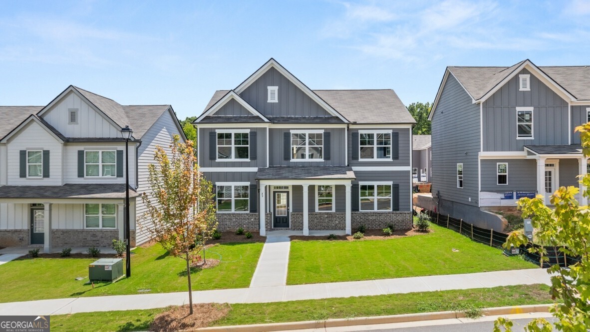 89 King Village Property Photo 1