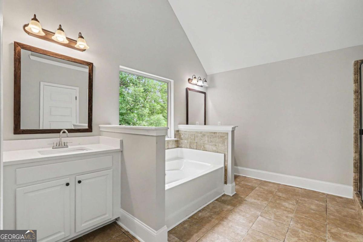 7985 Snapwell Drive Property Photo 15