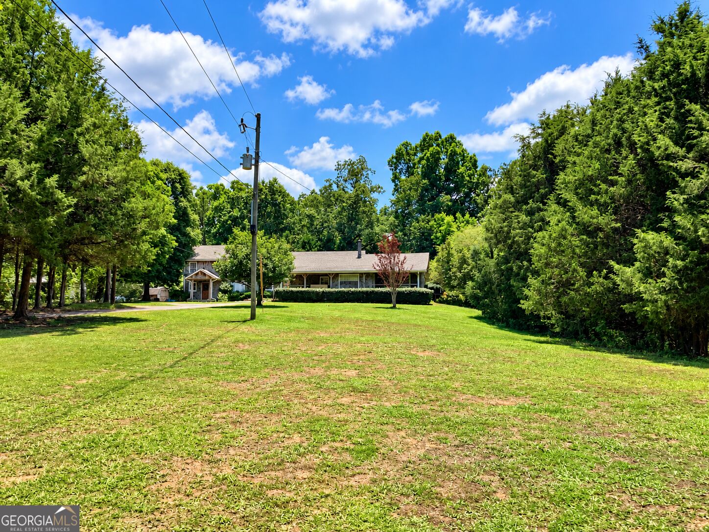 220 Ennis Road Property Photo 10