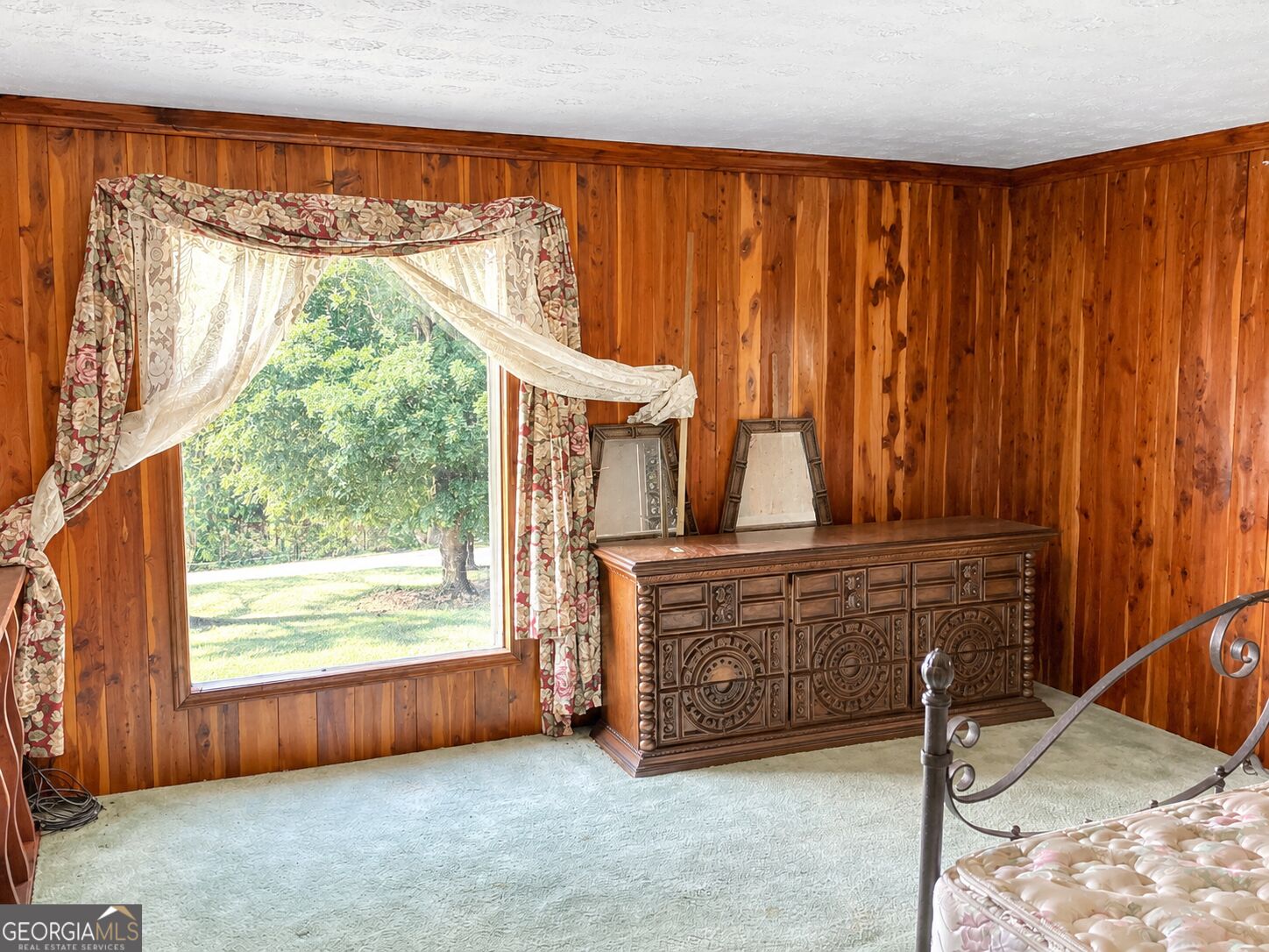 220 Ennis Road Property Photo 25