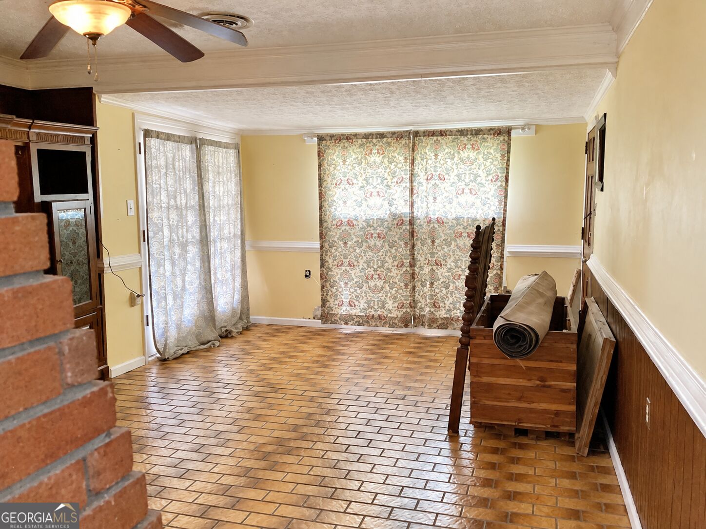 220 Ennis Road Property Photo 33