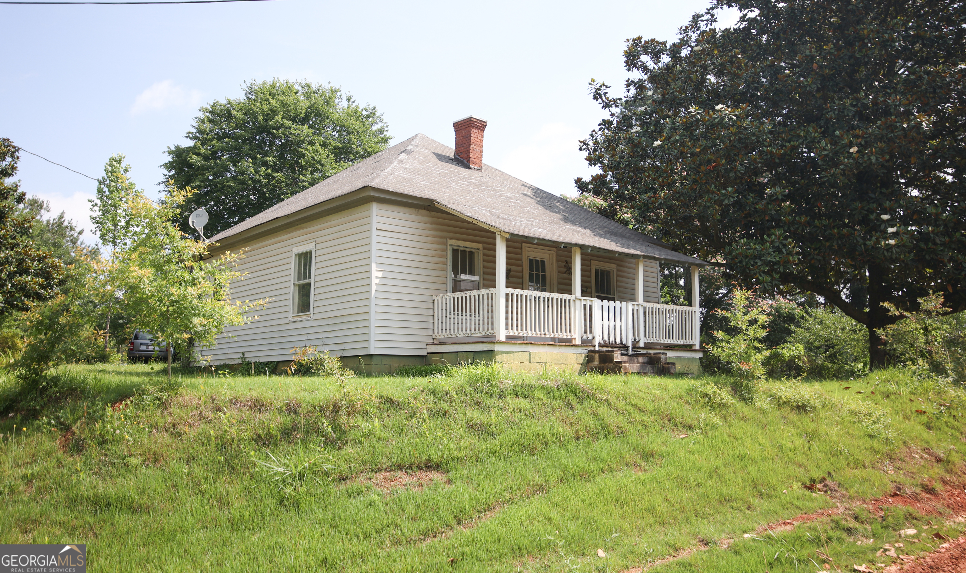 2818 Toms Creek Road Property Photo 1