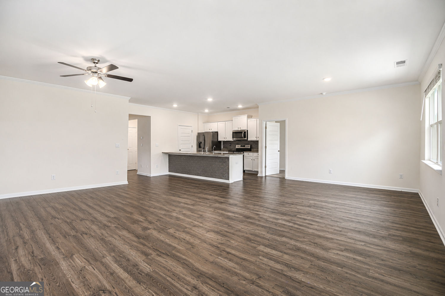 2304 Pelham Pass Property Photo 5