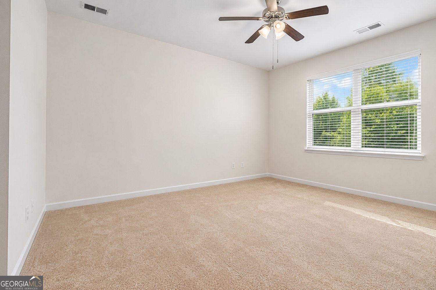 2304 Pelham Pass Property Photo 14